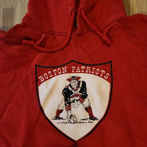 New England Patriots Hoodie Old Logo - Picture 2 of 3